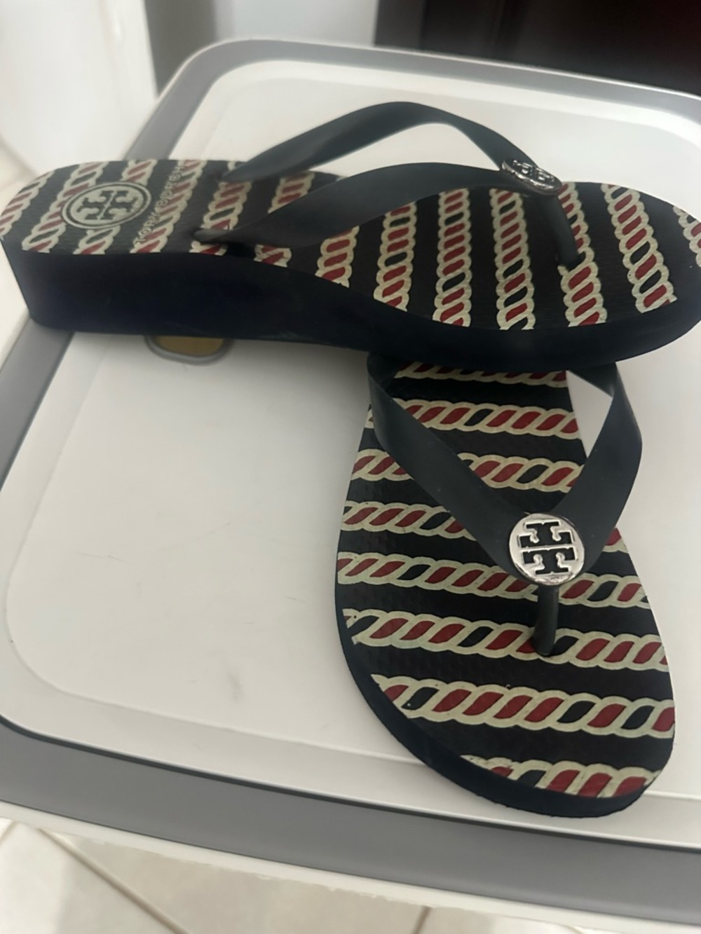 Tory Burch Navy, Cream & Red Rope-Print Flip Flops - Picture 3 of 5